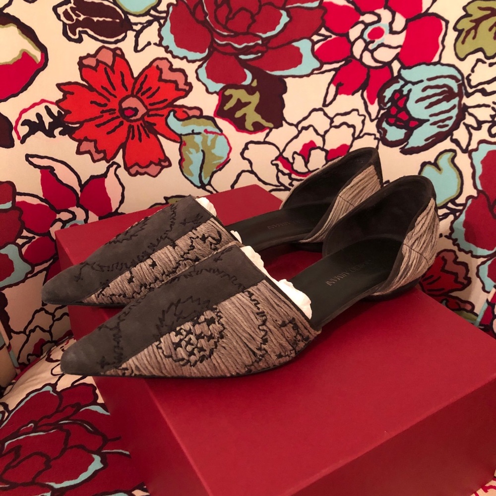 GIORGIO ARMANI Pointy Toe Flats Vintage Look